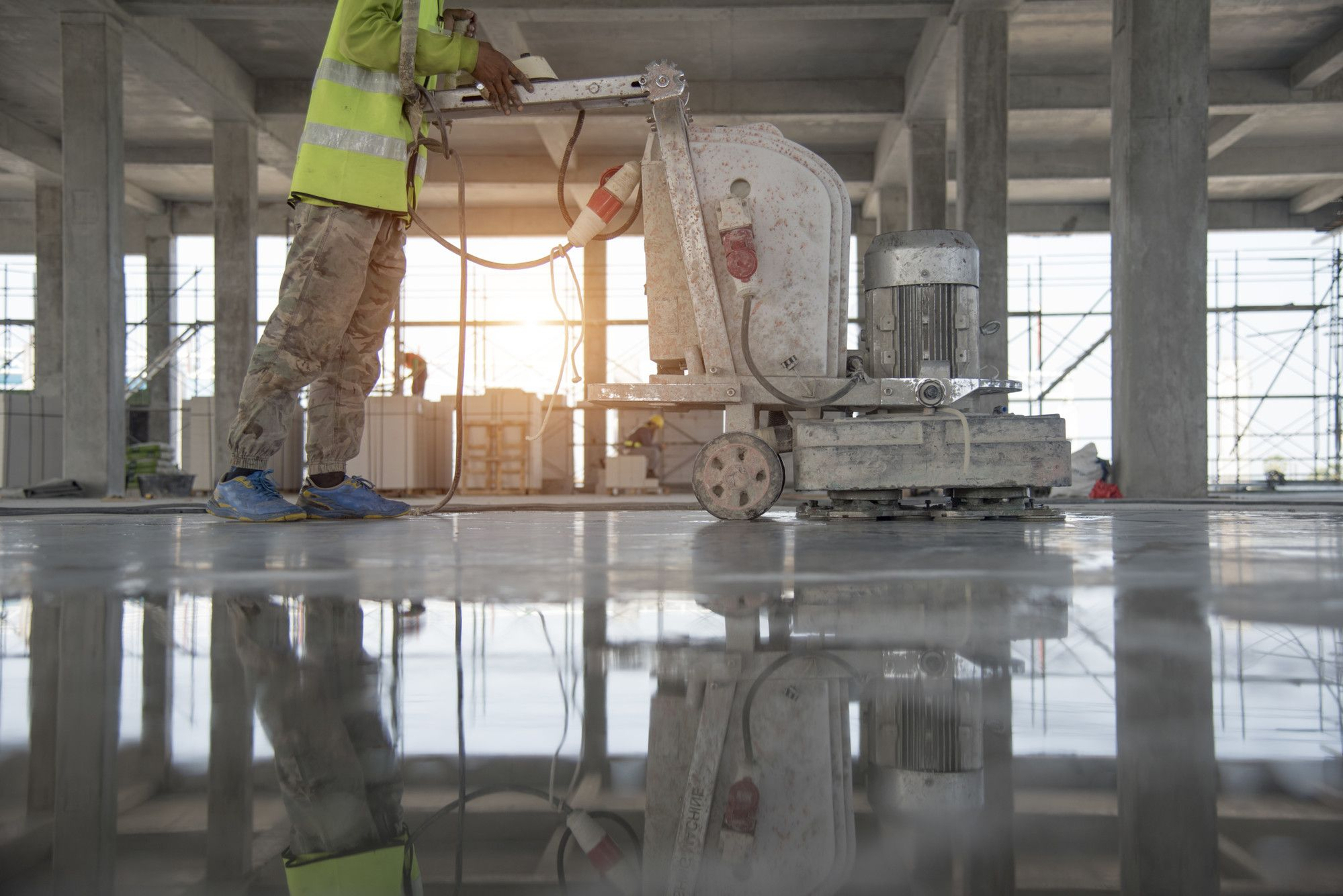 How to Use a Concrete Floor Grinder